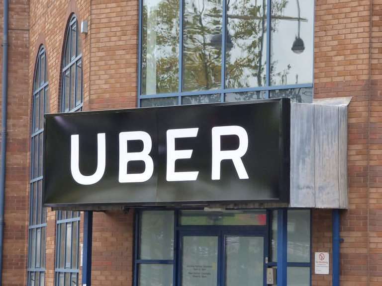 Uber no tiene por qué trasladar los costos de seguridad social a los usuarios finales, criticó la presidenta