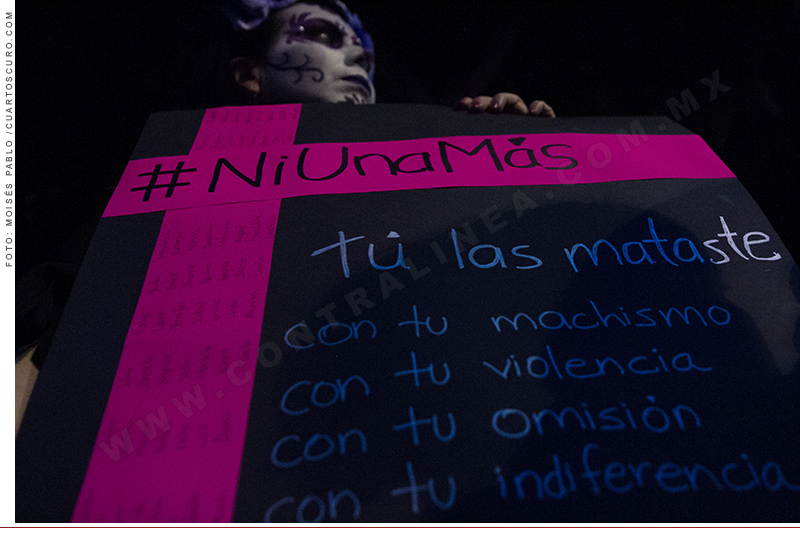 Mujeres caracterizadas de Catrinas