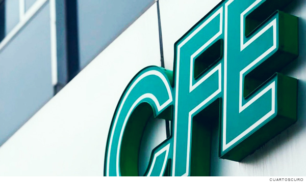 Sheinbaum defiende modelo mixto de CFE (54%); critica privatización por apagones en Chile y España