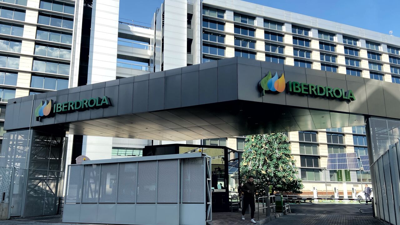 Iberdrola dejará México por una decisión empresarial, no por problemas en el país, aclaró la presidenta Sheinbaum