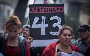En la CDMX, las autoridades detuvieron a Martín Alejandro Macedo, estaría implicado en la desaparición de los 43 normalistas de Ayotzinapa
