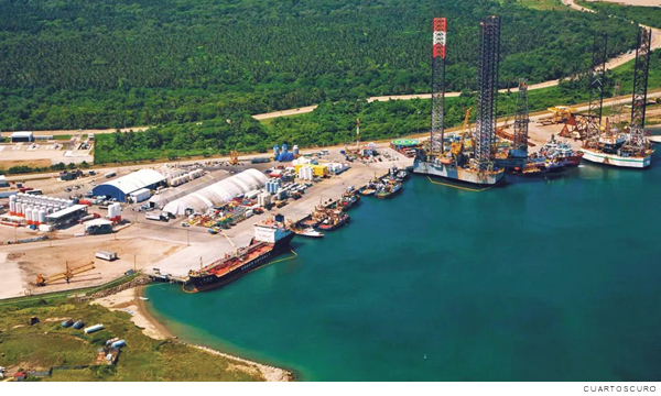 El derrame de hidrocarburos en un ducto de Pemex en Tabasco se arreglará en las próximas horas, dijo la empresa