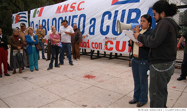 Bloqueo en la embajada de cuba