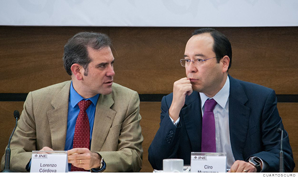 Lorenzo Córdova y Ciro Murayama
