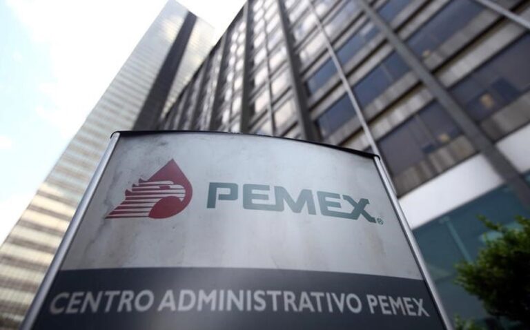 Apoyo de Hacienda a Pemex será temporal y focalizado; en 2027 operará con autonomía financiera, afirma Sheinbaum
