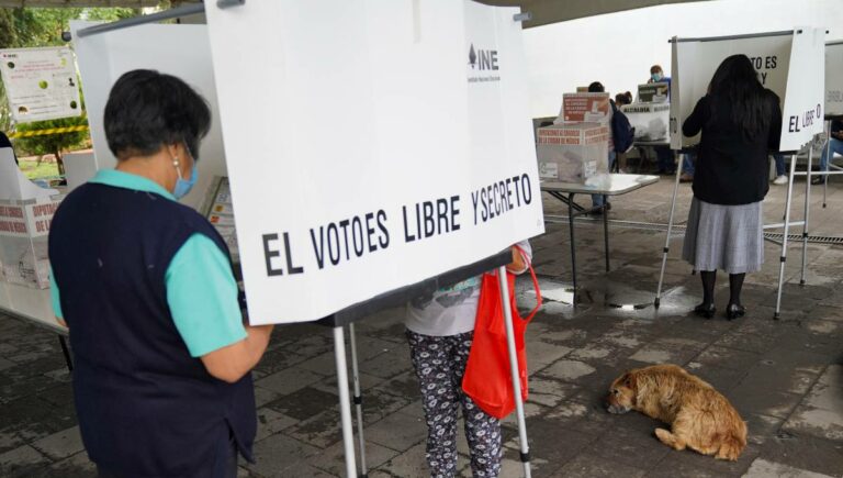 Sheinbaum plantea propuesta de reforma electoral: menos gasto a partidos, sin plurinominales y con cambios en ayuntamientos