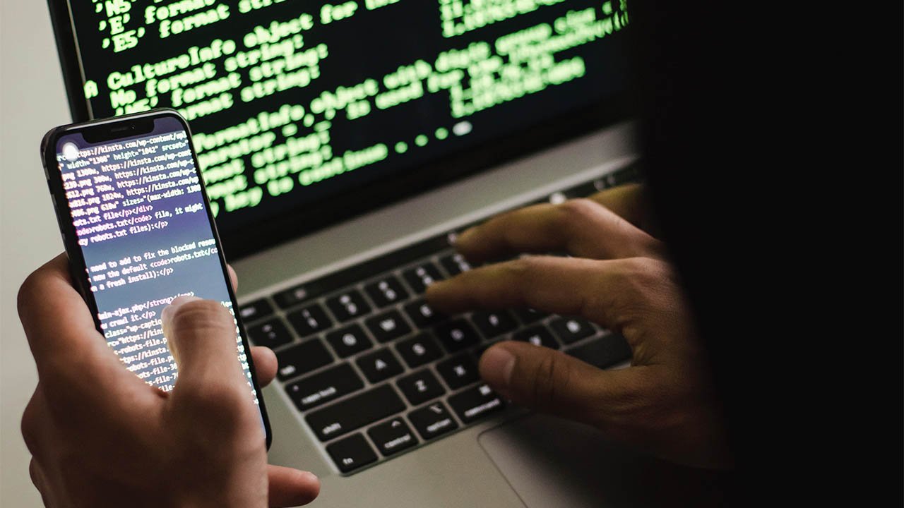 La FGR abrió una carpeta de investigación relacionada con el caso del presunto soborno a Peña Nieto que comercializan el malware Pegasus
