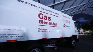 Camión repartidor de Gas Bienestar