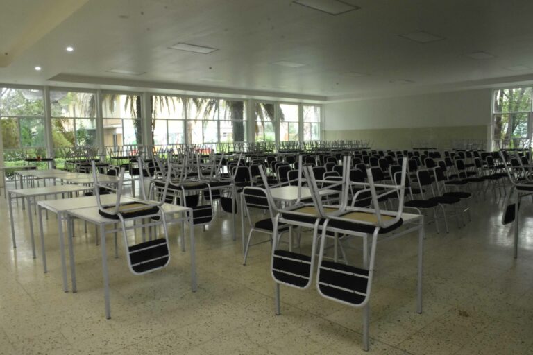 Sheinbaum descarta aumento en deserción escolar y aclara que la baja en matrícula se debe a menor natalidad en México