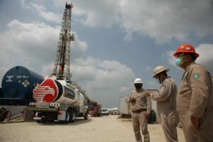 Petróleos Mexicanos (Pemex) producirá 1.8 millones de barriles diarios de hidrocarburos líquidos a lo largo del sexenio