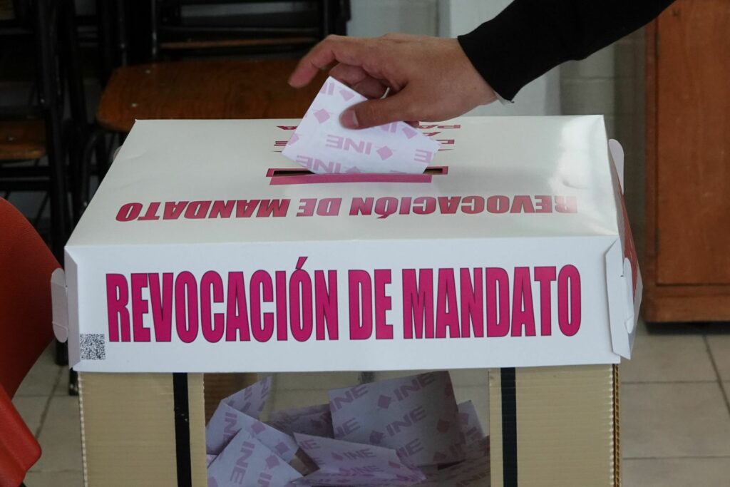 PT presentó una iniciativa para establecer el derecho de la ciudadanía a solicitar la revocación de mandato de presidentes municipales