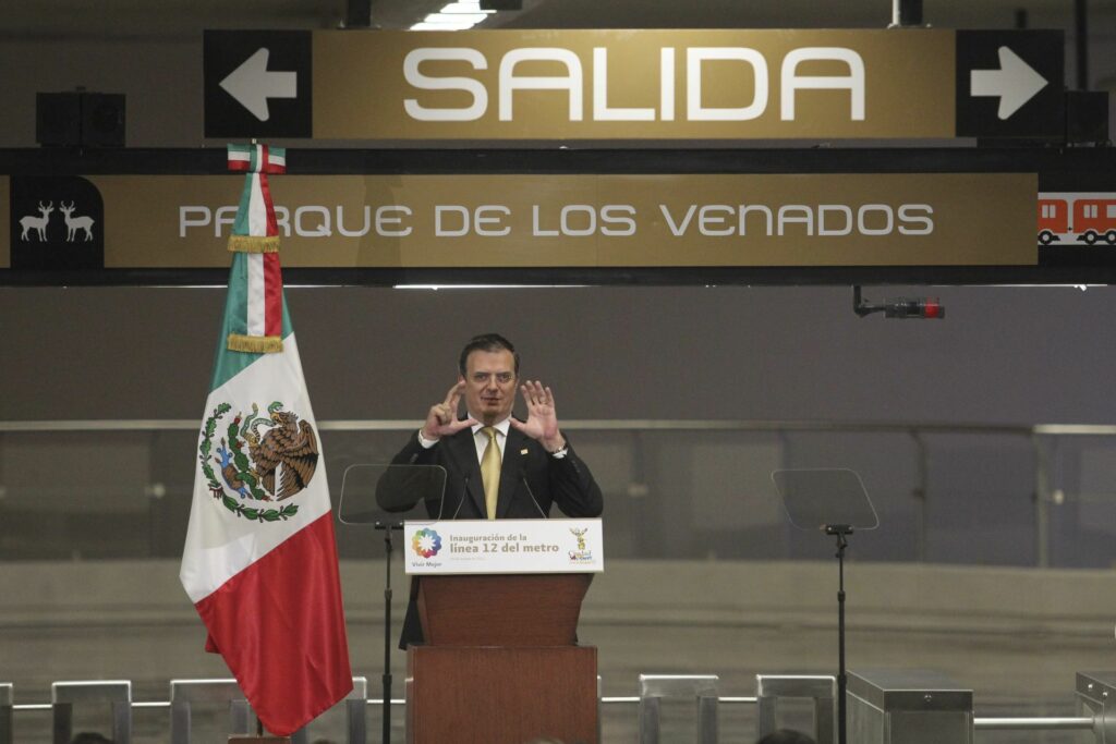 Marcelo Ebrard en la inauguración de la Línea 12