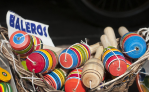 Baleros, uno de los juegos tradicionales en México