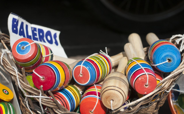 Baleros, uno de los juegos tradicionales en México