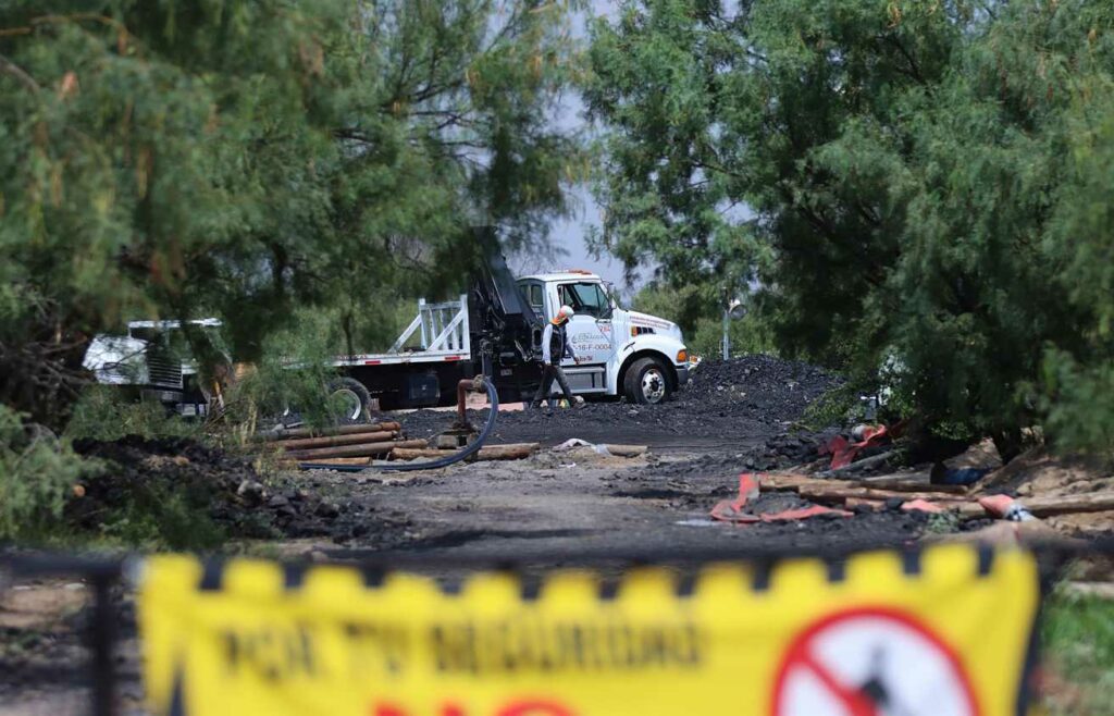 Operaciones de rescate en la mina El Pinabete, en el municipio de Sabinas, Coahuila,