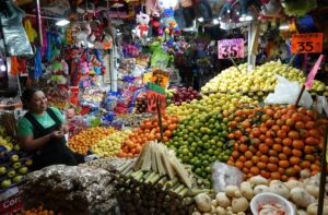 En 2023, otros 61 mercados públicos de la Ciudad de México, diagnosticados como prioritarios, serán renovados y/o rehabilitados.