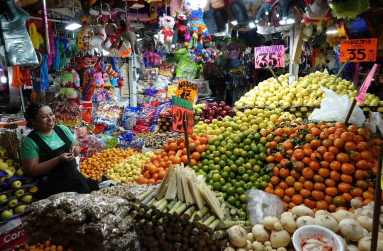 En 2023, otros 61 mercados públicos de la Ciudad de México, diagnosticados como prioritarios, serán renovados y/o rehabilitados.