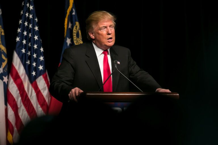 La presidenta Sheinbaum realizó con su homólogo de EU, Donald Trump, acercade los aranceles a las exportaciones mexicanas de acero, aluminio