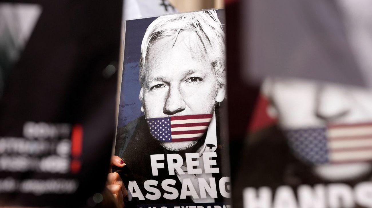 Julian Assange