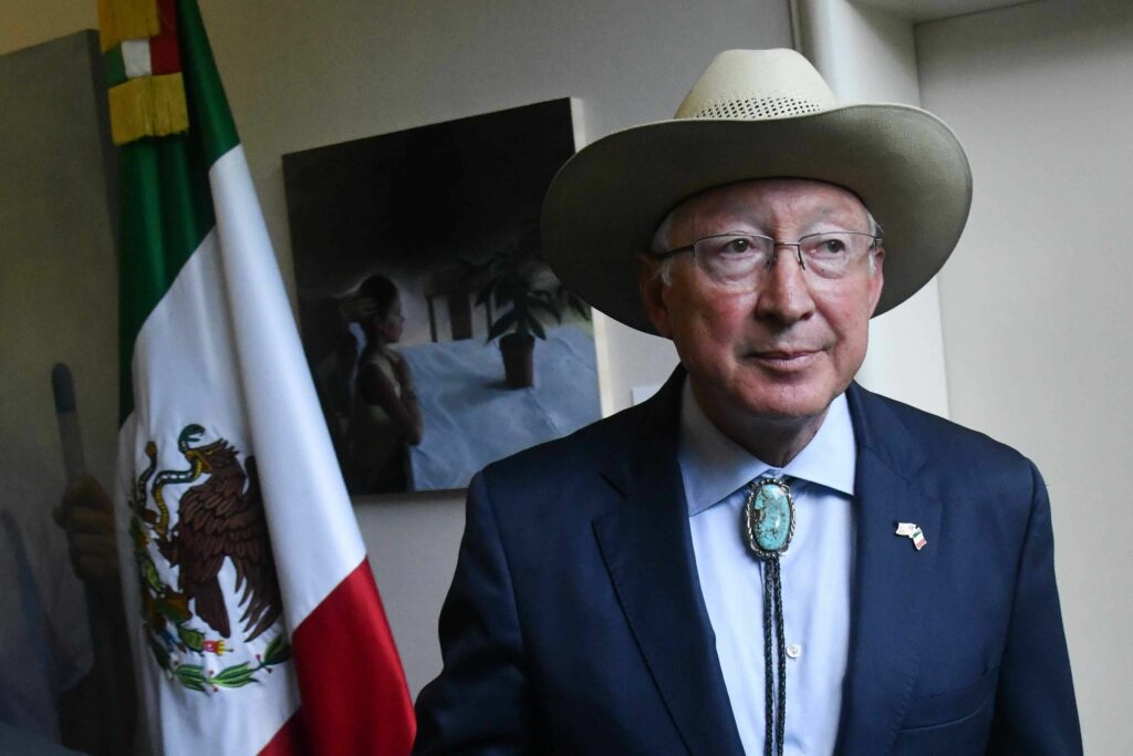 Vedant Patel no apoya crítica de Ken Salazar a AMLO sobre su estrategia de seguridad, aclara Claudia Sheinbaum
