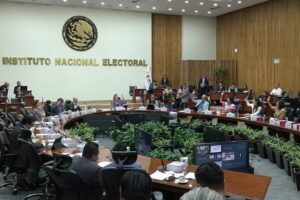 El arranque del proceso se vio empañado por un intento de sabotaje por parte del ala derechista del Instituto Nacional Electoral (INE)