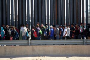 Ganancias del sorteo de Lotería Nacional del 15 de septiembre beneficiará a migrantes mexicanos a través de seis acciones