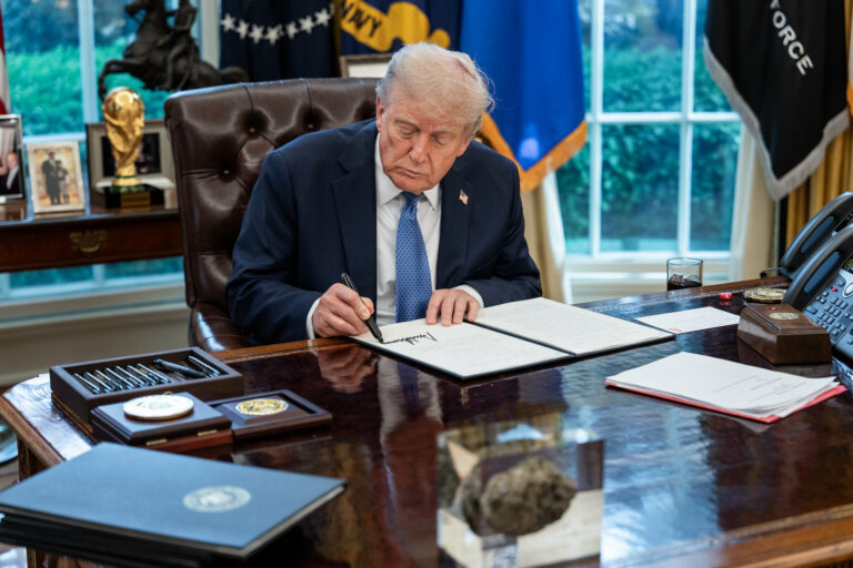Marcelo Ebrard afirma que plan fiscal de Trump no afectará a México y destaca competitividad frente a otros países