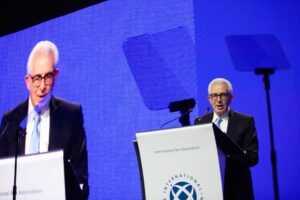 Zedillo expresa justamente la decadencia de un proyecto político que, mediante modificaciones estructurales, dejó saldos sociales terribles