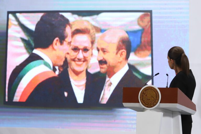 Ernesto Zedillo llegó a la Presidencia de la República después del asesinato del candidato oficial del partido en el poder, Luis Donaldo Colosio, con todo el bagaje de conflictividad que ello encierra y que perduró durante el gobierno siguiente.