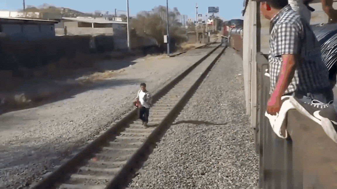 gif parte tres migración
