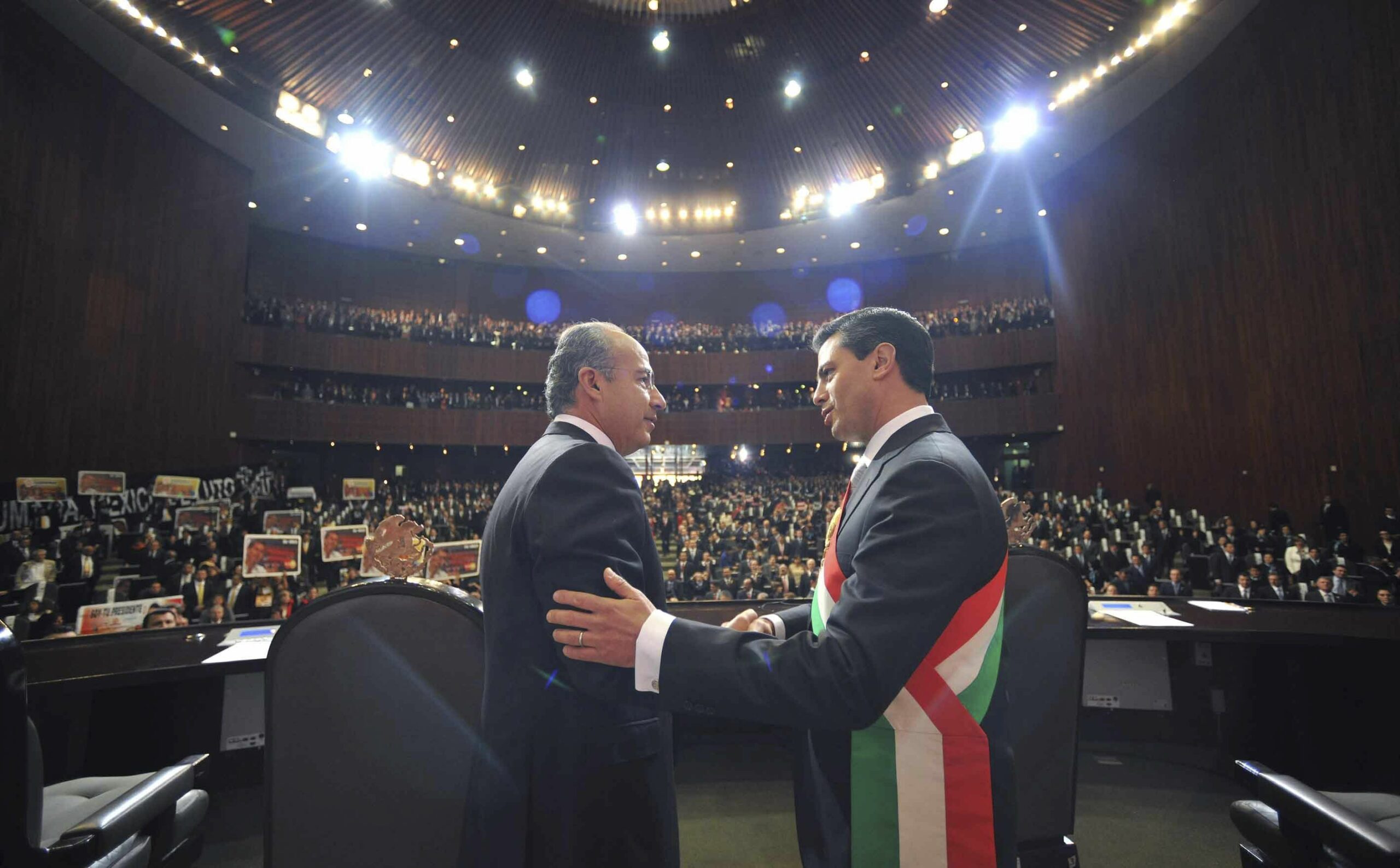 El caso del malware israelí Pegasus ha alcanzado a dos expresidentes de México: Peña Nieto yFelipe Calderón