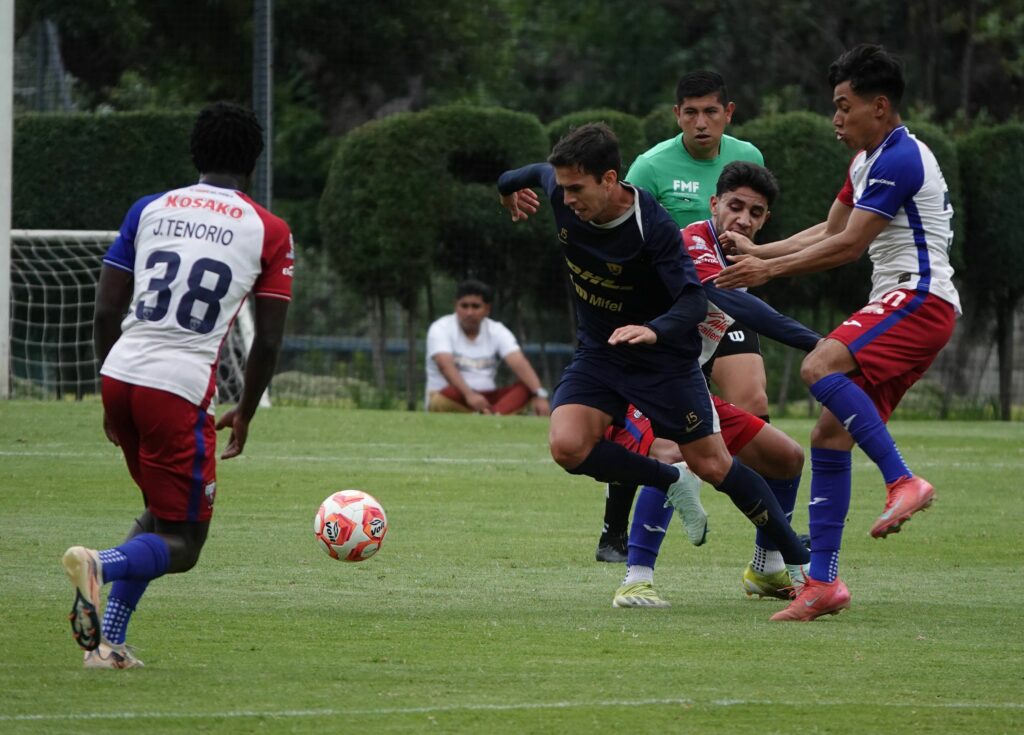 Entre contratos opacos y sindicatos fallidos: la deuda laboral del futbol mexicano