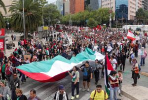 Autoridades egipcias reprimieron y destruyeron la marcha con destino a Gaza para protestar por bloqueo israelí a ayuda humanitaria