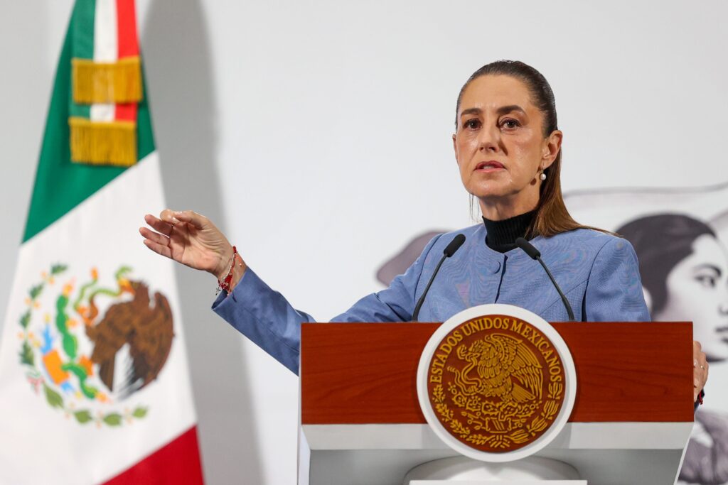 Sheinbaum critica a opositores por pedir intervención de EE. UU.: "son los mismos conservadores de antes".