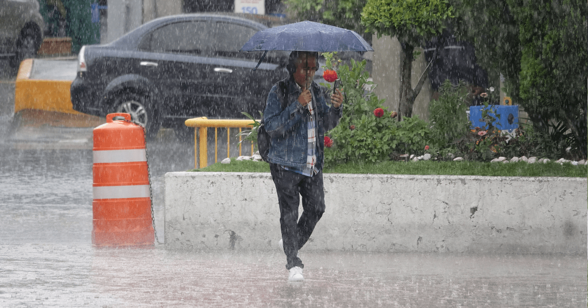 Lluvias en 31 estados de México dejan 2 muertos y 5 mil viviendas afectadas en Veracruz; activan Plan DN-III, informa Protección Civil.