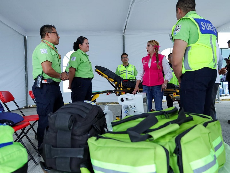 Salud federal despliega 471 brigadas médicas en 5 estados por emergencia de lluvias para atender a damnificados y prevenir dengue.