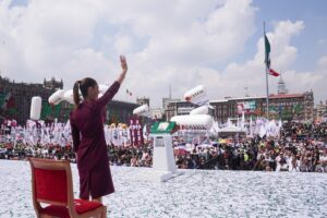 En su informe de primer año, Sheinbaum defiende la reforma a la Ley de Amparo, anuncia proyectos de innovación y reafirma la soberanía.