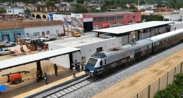 Tren "El Tehuanito" inicia en diciembre en el Istmo; CIIT avanza en Línea K a Guatemala y obras portuarias
