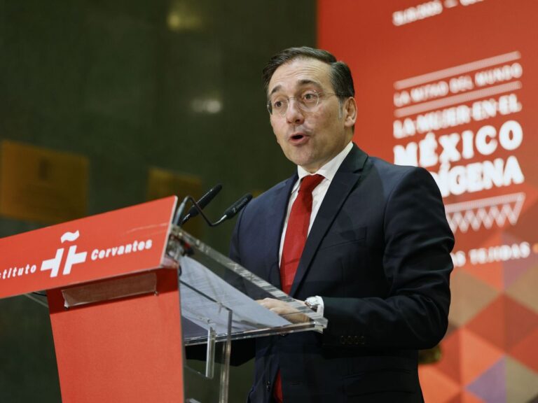 Canciller de España reconoce "injusticias" en la Conquista; Claudia Sheinbaum lo califica como un "primer paso"
