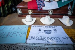 Marcha "Generación Z" es inicio de "revolución de color" y guerra híbrida de EU contra México, advierte analista