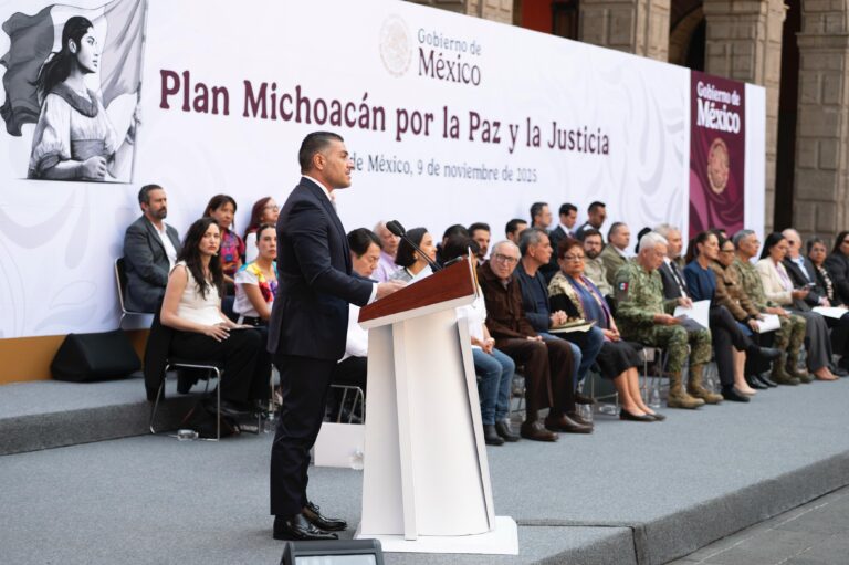 Sheinbaum presenta Plan Michoacán: 12 ejes y 57 mil mdp en inversión y seguridad tras asesinato de alcalde Carlos Manzo.