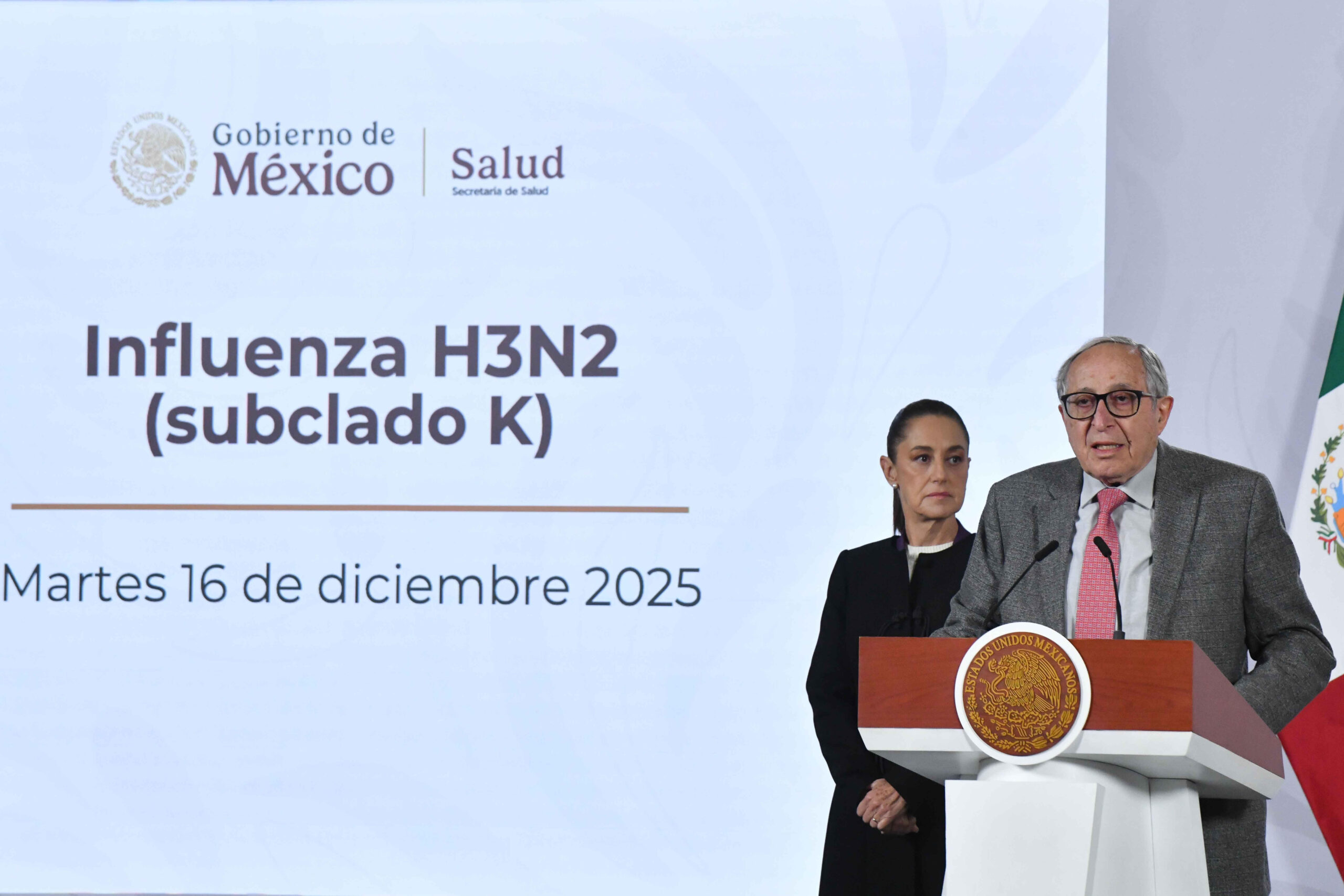 Salud descarta riesgo por 'súper gripe' (H3N2) en México; solo hay un caso registrado. Kershenobich confirma que vacuna Mexinvac.