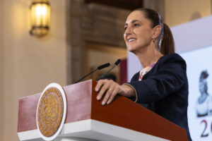 Claudia Sheinbaum destacará los logros de la 4T en la concentración del 6 de diciembre. Resaltará la salida de la pobreza.