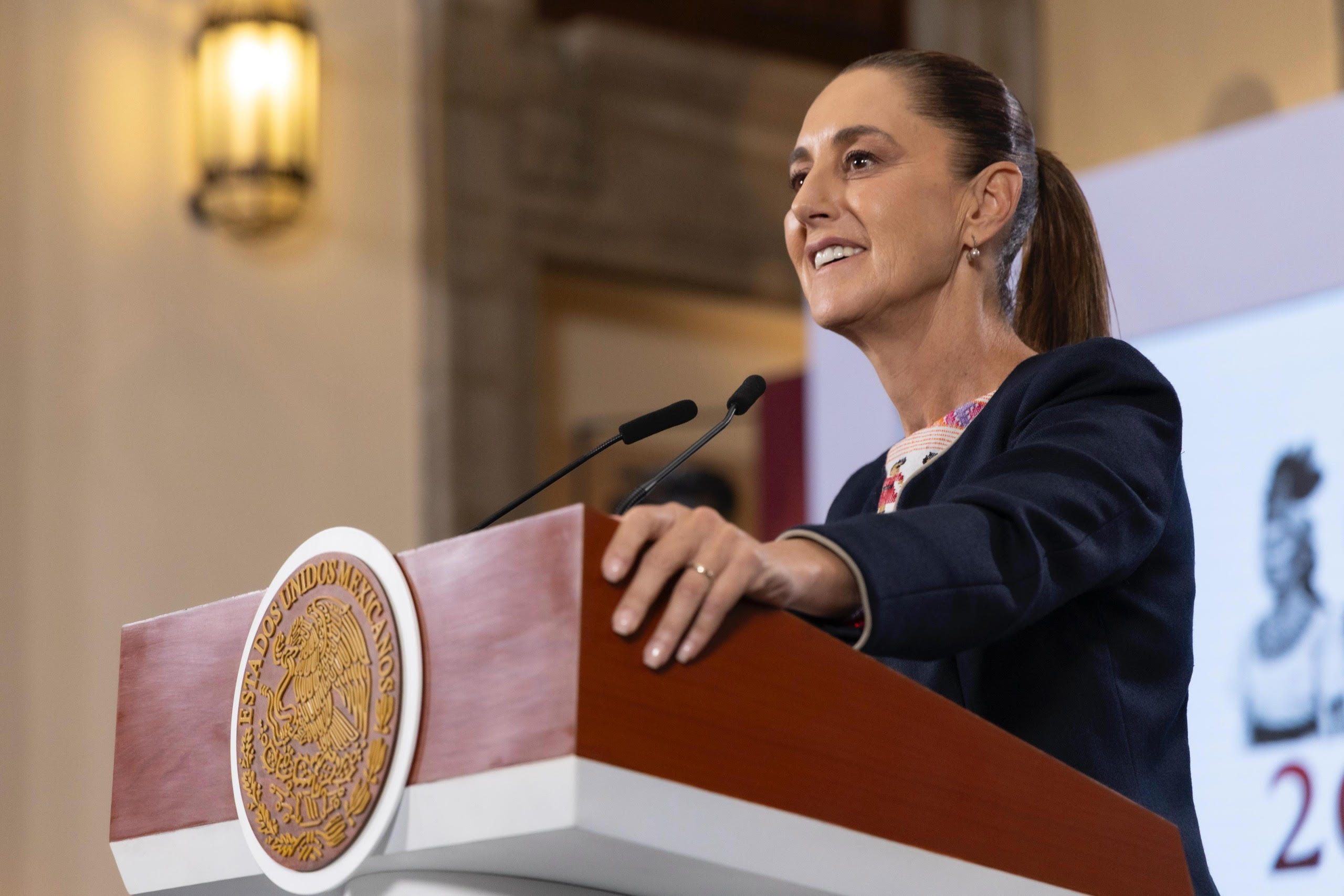 Claudia Sheinbaum destacará los logros de la 4T en la concentración del 6 de diciembre. Resaltará la salida de la pobreza.