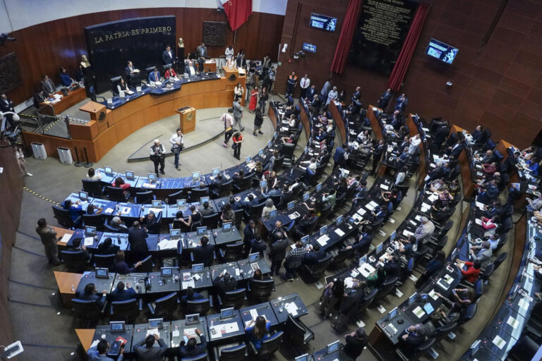 Senado aprueba Ley General de Aguas vía fast track; reforma de Sheinbaum avanza al Ejecutivo entre críticas de oposición y defensa de Morena.
