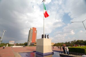 Profesores de la UNAM denuncian precarización, nepotismo y falta de transparencia en concursos de plazas. El 60% vive en incertidumbre.